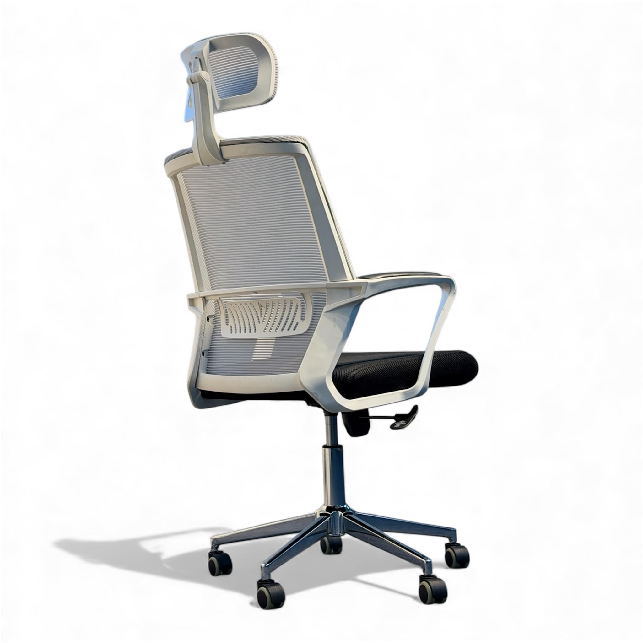 auras aero chair – premium comfort for long working hours